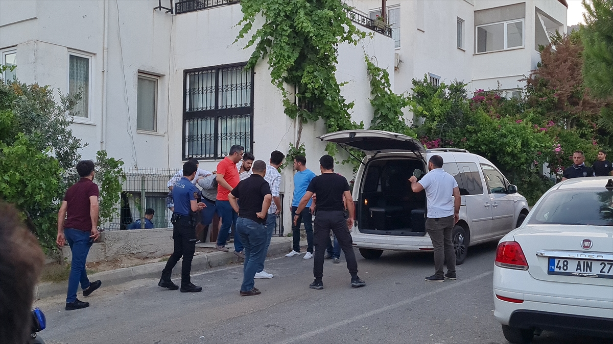 BODRUM'DA ESKİ KARISINI VE ÇOCUKLARINI REHİN ALAN ŞÜPHELİ YAKALANDI