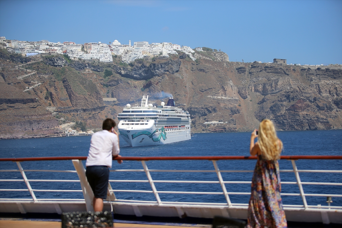 ‘Yüzen otel’ ile Bodrum'dan Ege adalarına mavi yolculuk