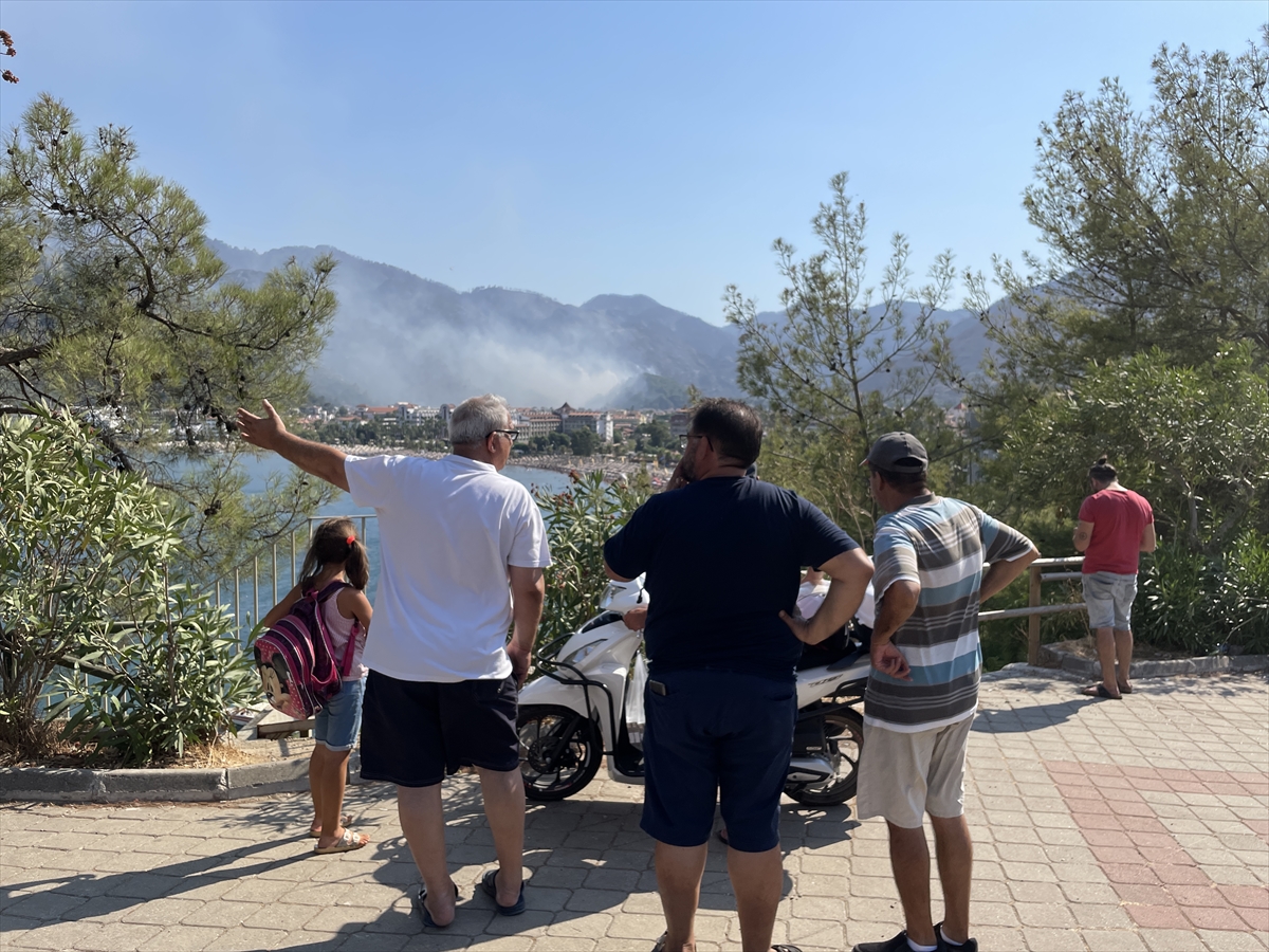 Marmaris'te çıkan orman yangını kontrol altına alındı