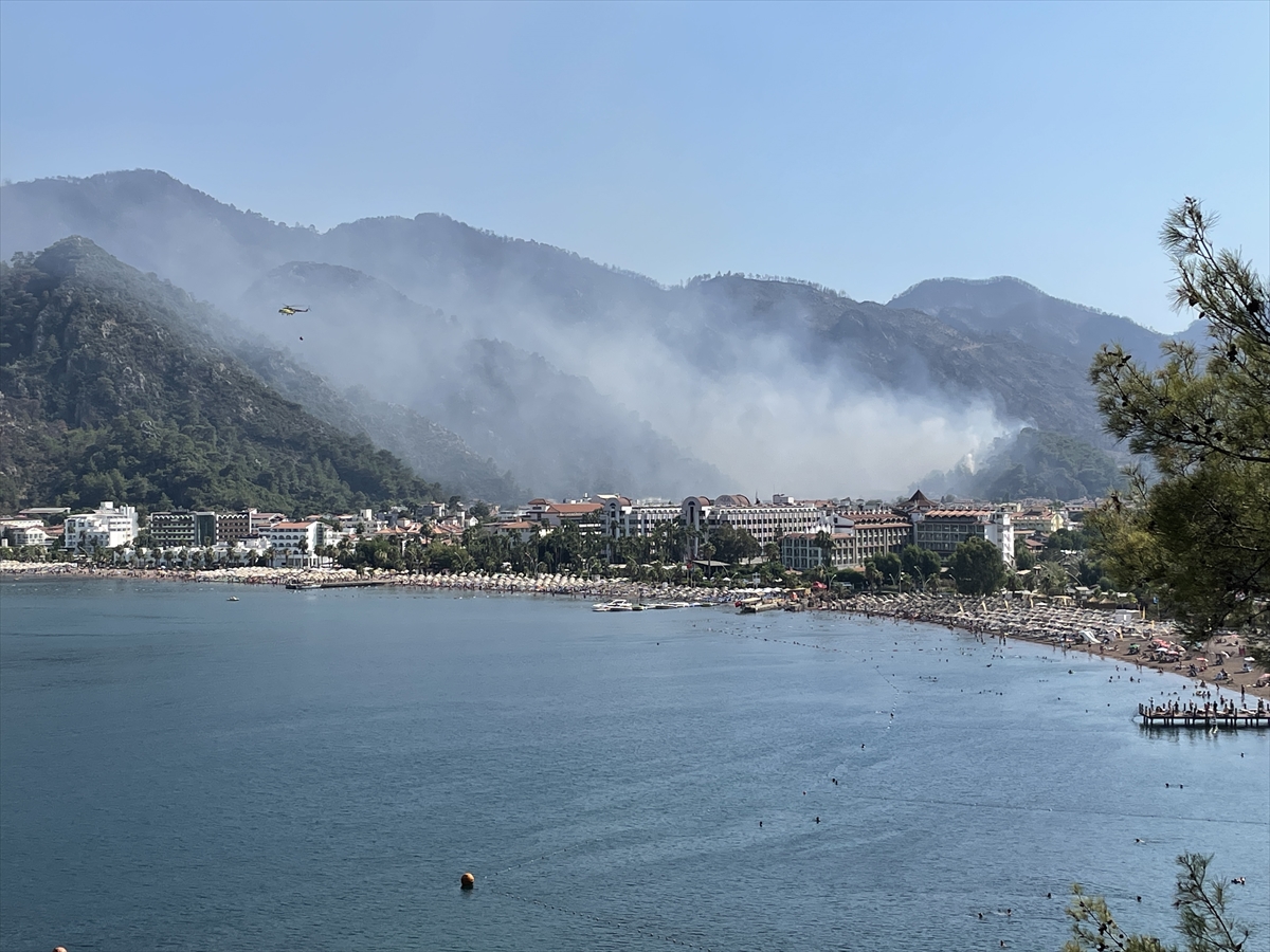 Marmaris'te çıkan orman yangını kontrol altına alındı