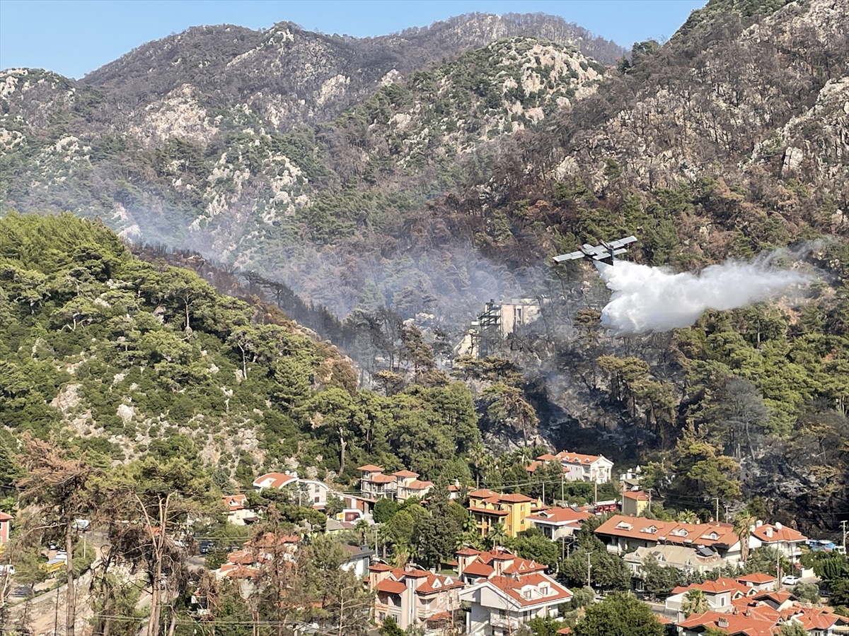 Marmaris'te çıkan orman yangını kontrol altına alındı