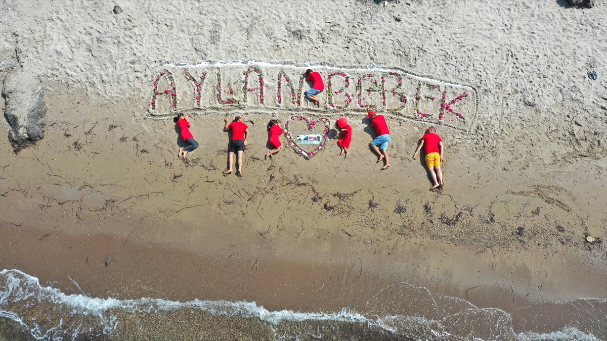 AYLAN! ADINI MIH GİBİ AKLIMDA TUTUYORUM 