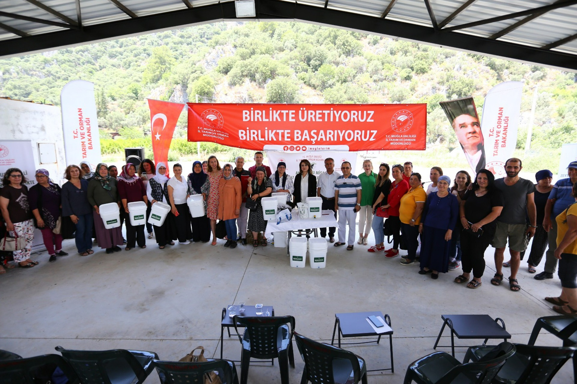 Kadınlara kompost yapım eğitimi ve Bodrum’da yanan zeytinlik alanlarda inceleme