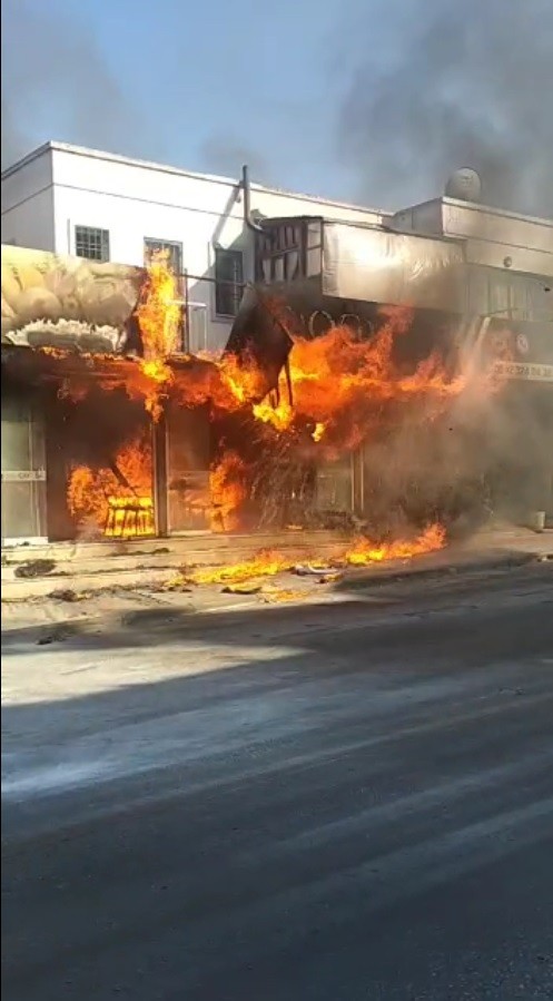 Bodrum'da fırın yangınında 3 iş yeri ile 2 ev zarar gördü