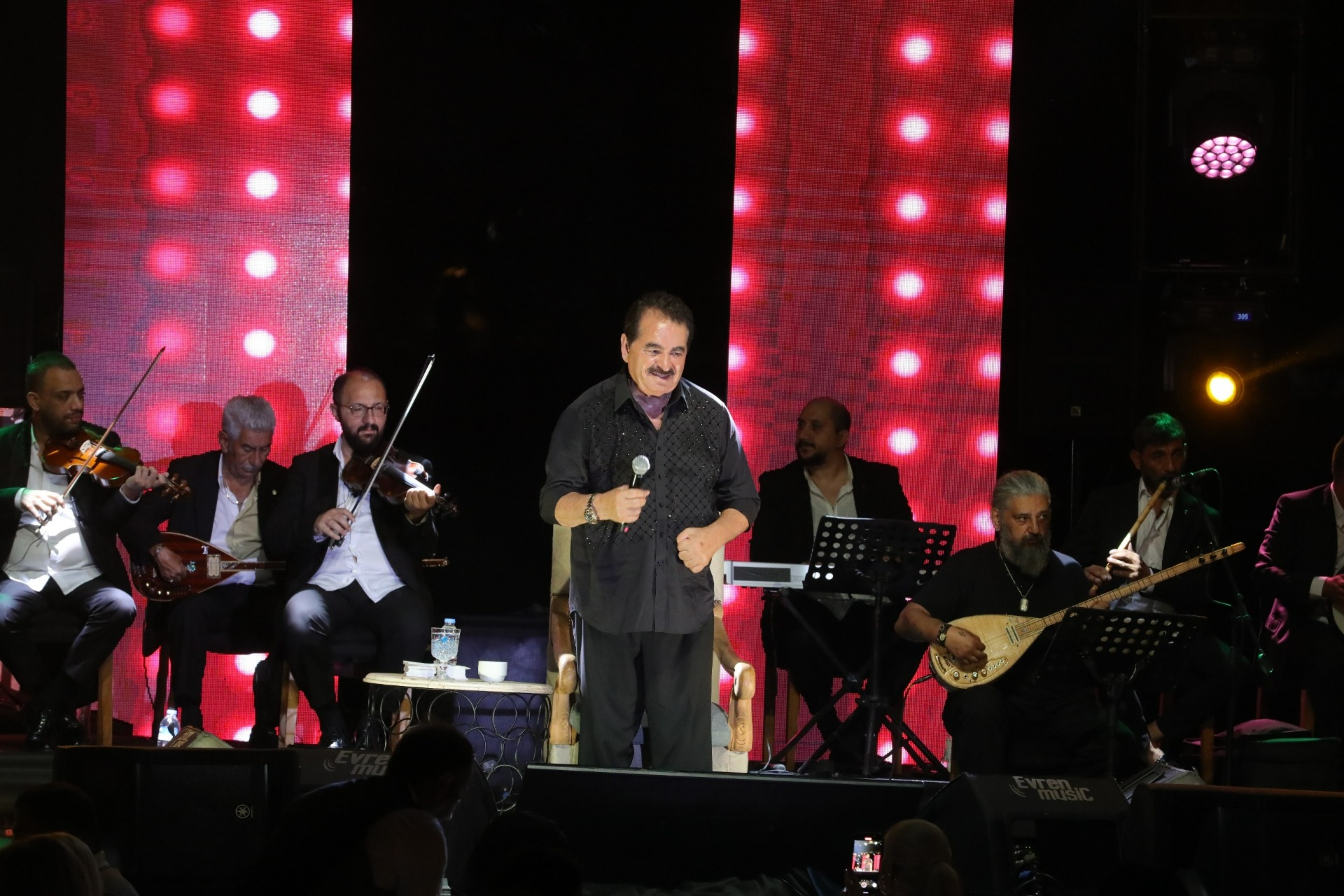 İbrahim Tatlıses 15 yıl aradan sonra Bodrum’da hayranlarıyla buluştu  