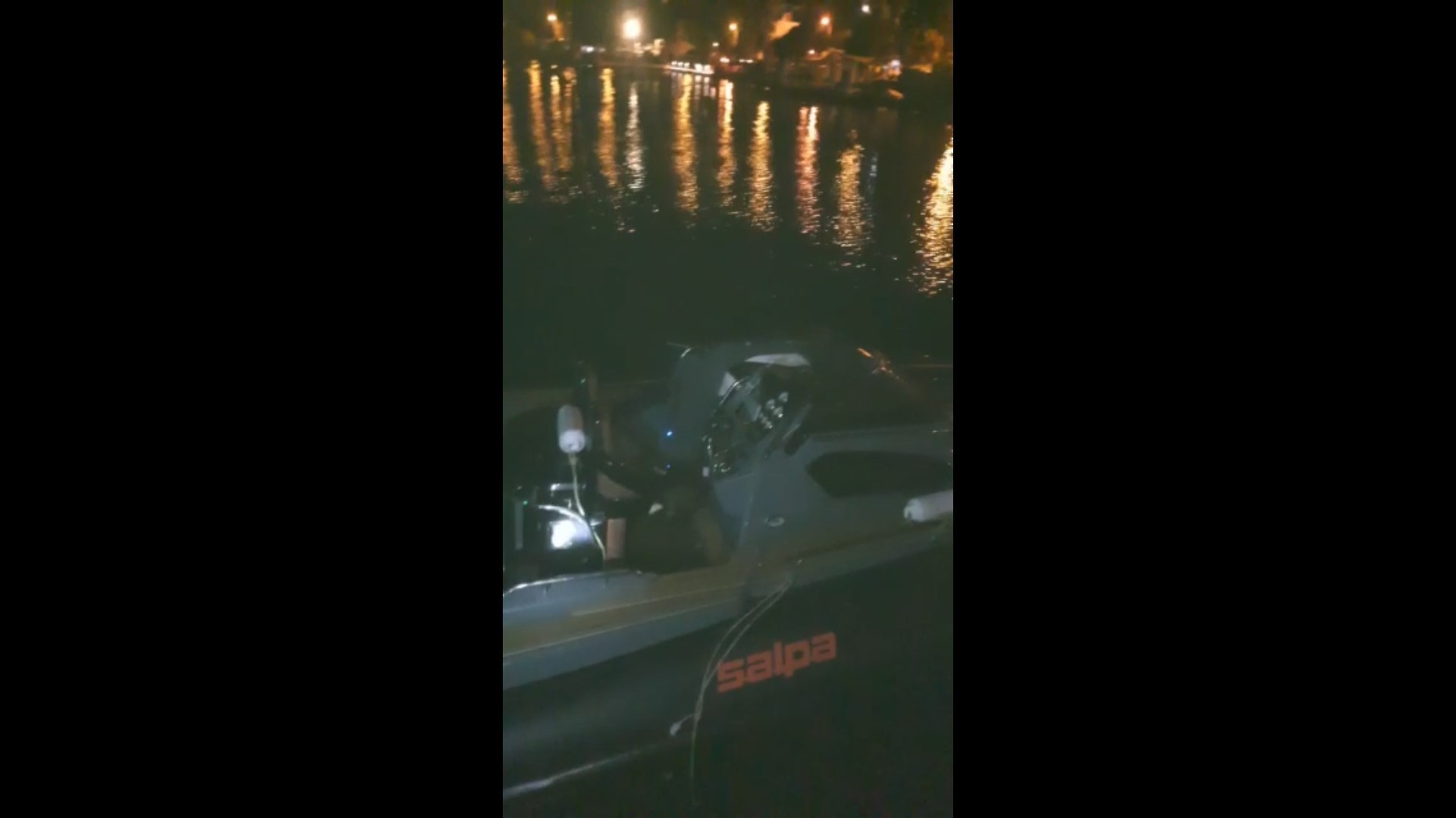 Sürat teknesi kayalıklara çarptı, ünlü iş insanı ve eşi hayatını kaybetti! 