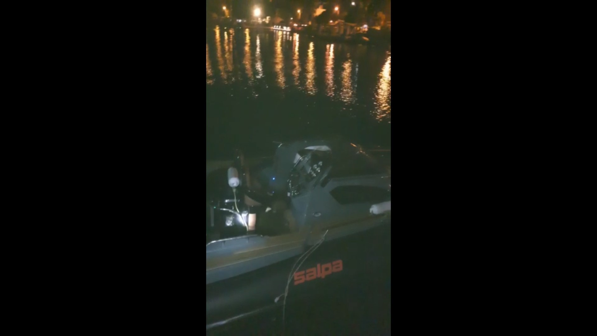 Sürat teknesi kayalıklara çarptı, ünlü iş insanı ve eşi hayatını kaybetti! 