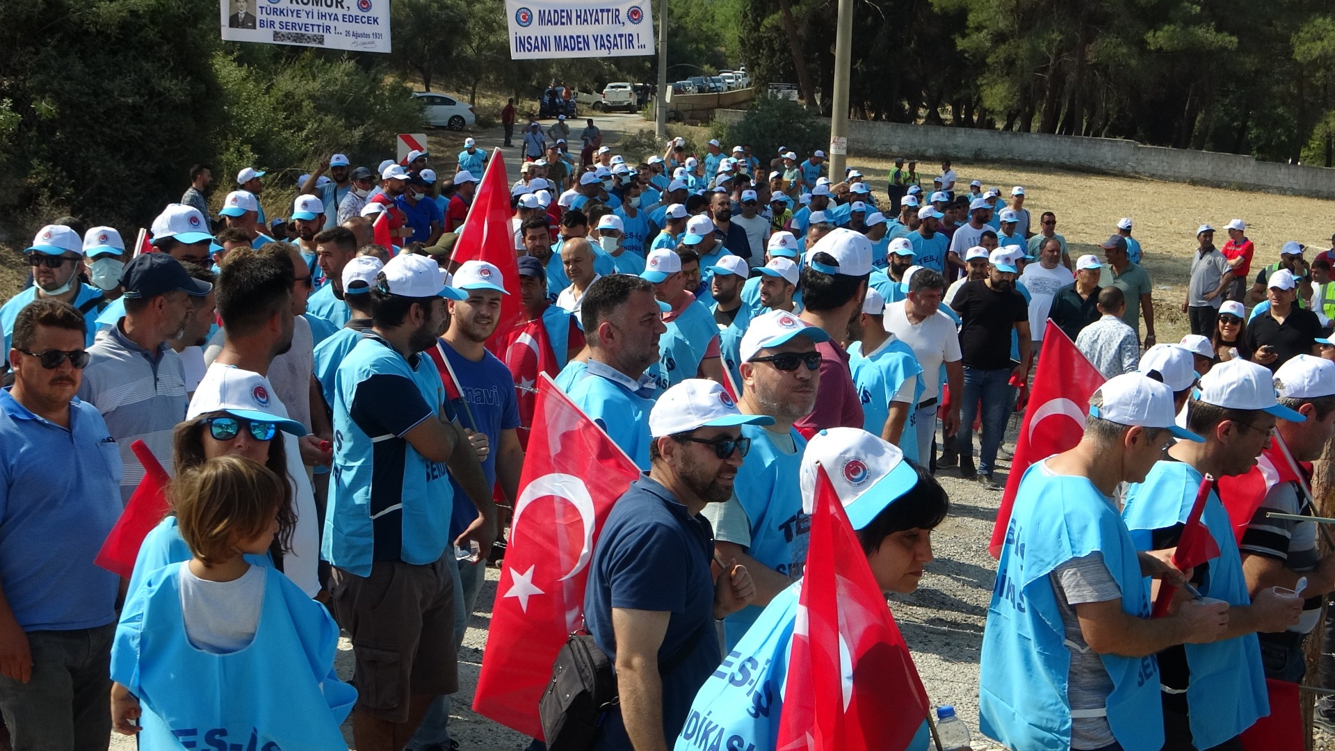 Milas'ta bu defa termik santral çalışanları ve yakınları eylem başlattı  