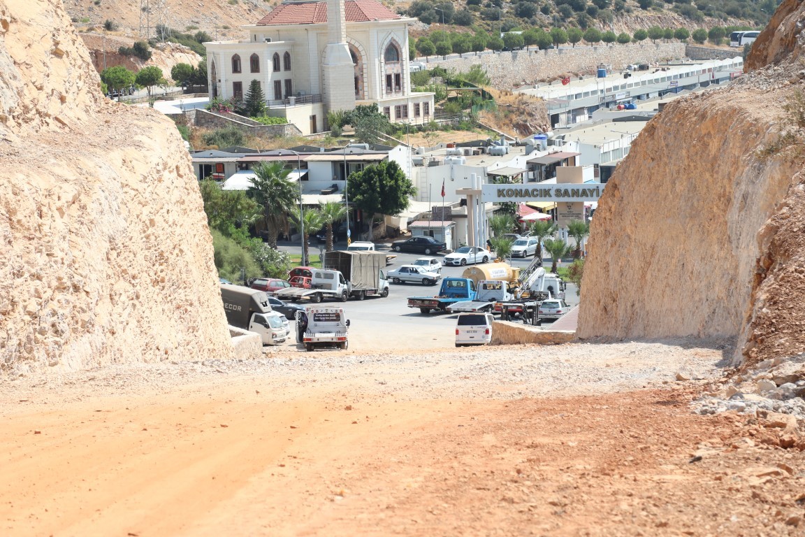 Bodrum'da yeni hastane yolu yapımında sona gelindi