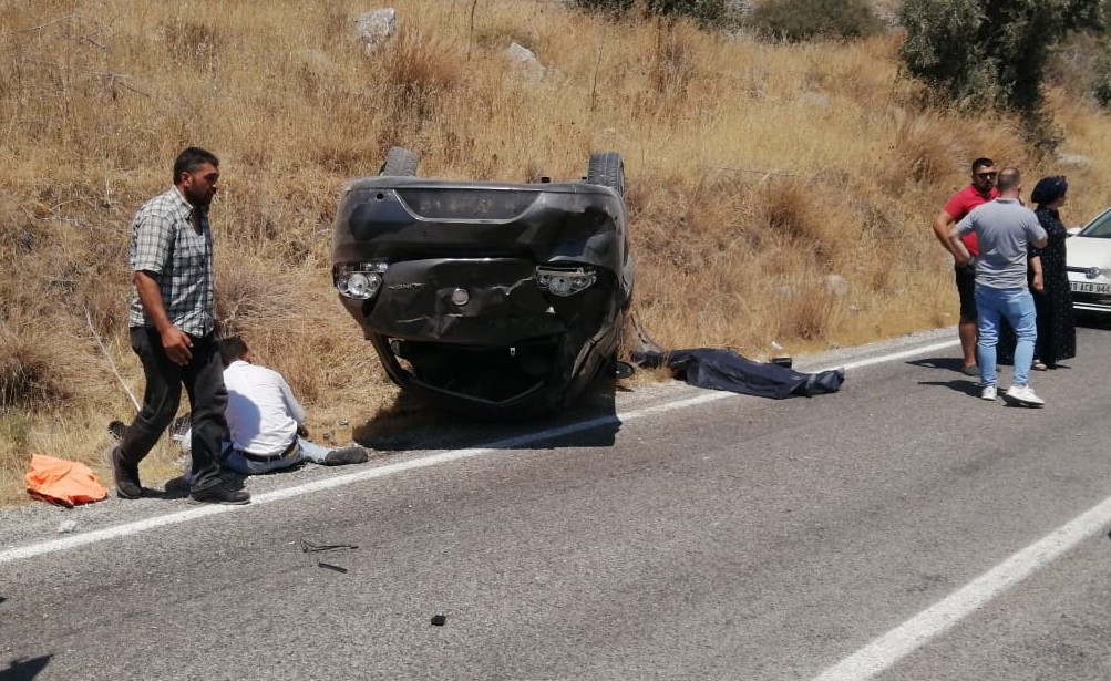 Milas'ta otomobil takla attı: 1 ölü, 4 yaralı 