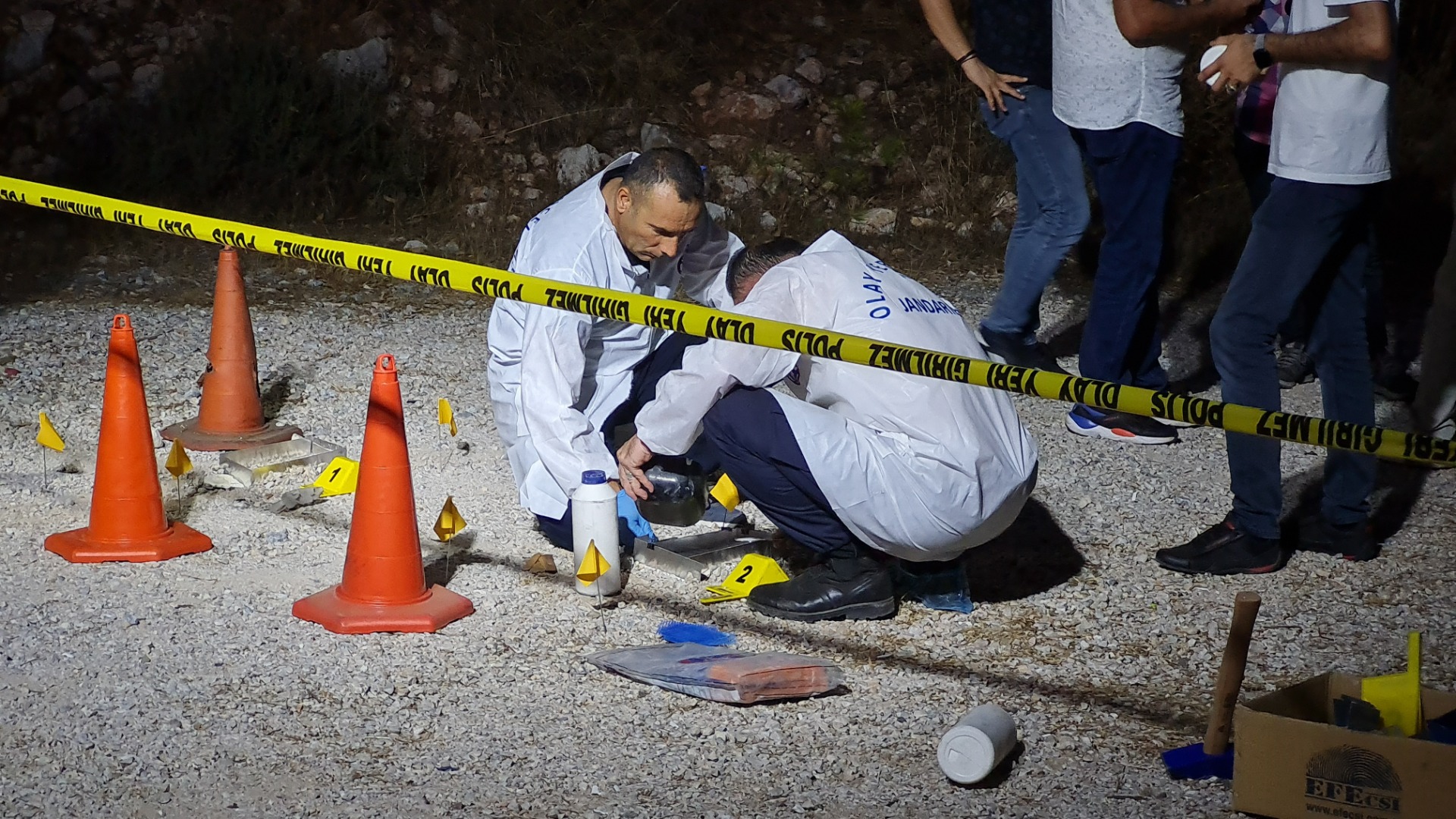 Cinayete kurban gencin kimliği tespit edildi