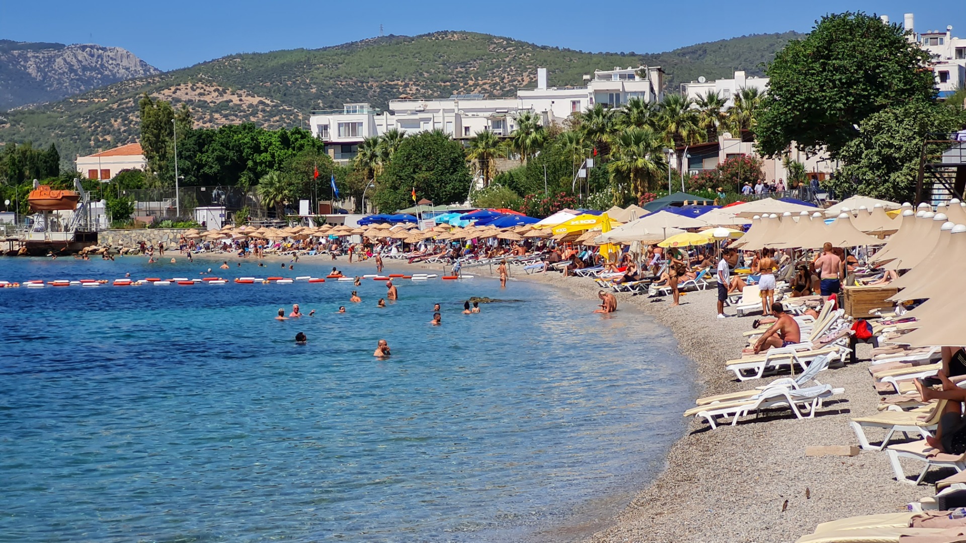 Bodrum’a 2 kruvaziyerle 5 bin 316 turist geldi