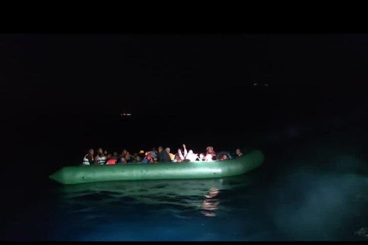 29 düzensiz göçmeni Sahil Güvenlik kurtardı