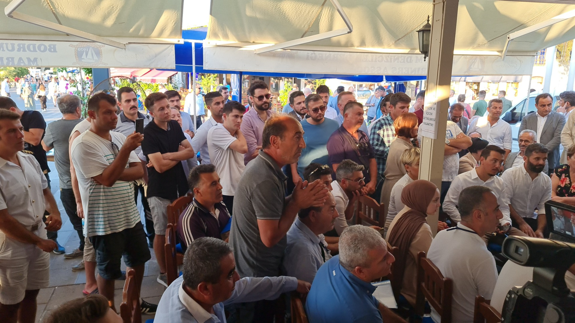 Bakan Karaismailoğlu, Bodrum’da denizcilerle bir araya geldi