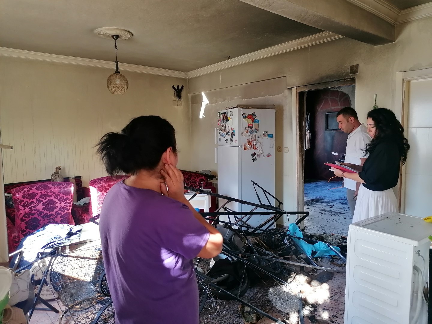 Yangında zarar gören ailelere belediyeden destek