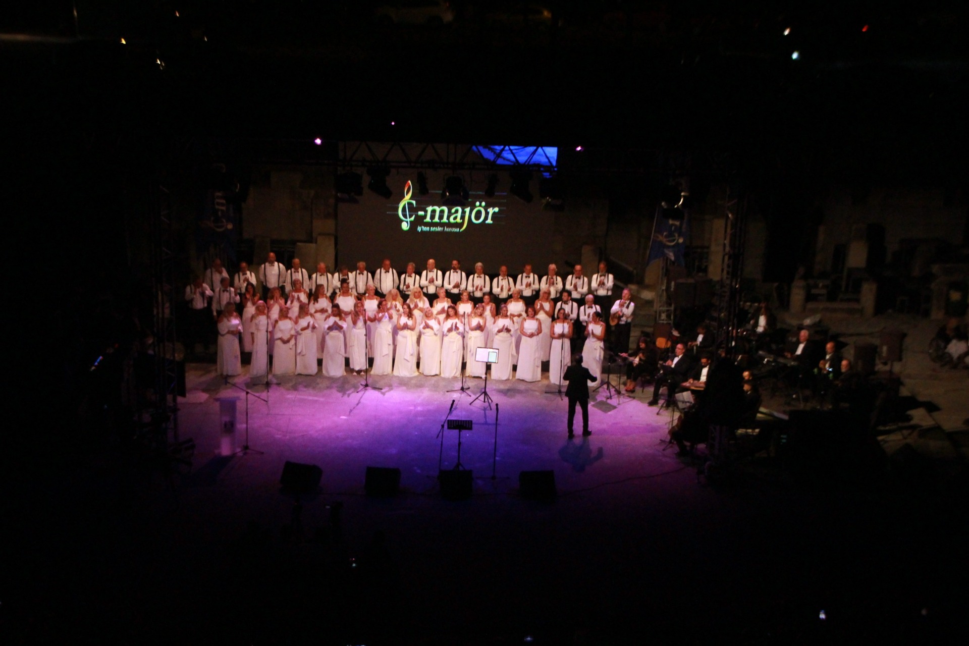 Sanat Güneşi, konserle anıldı