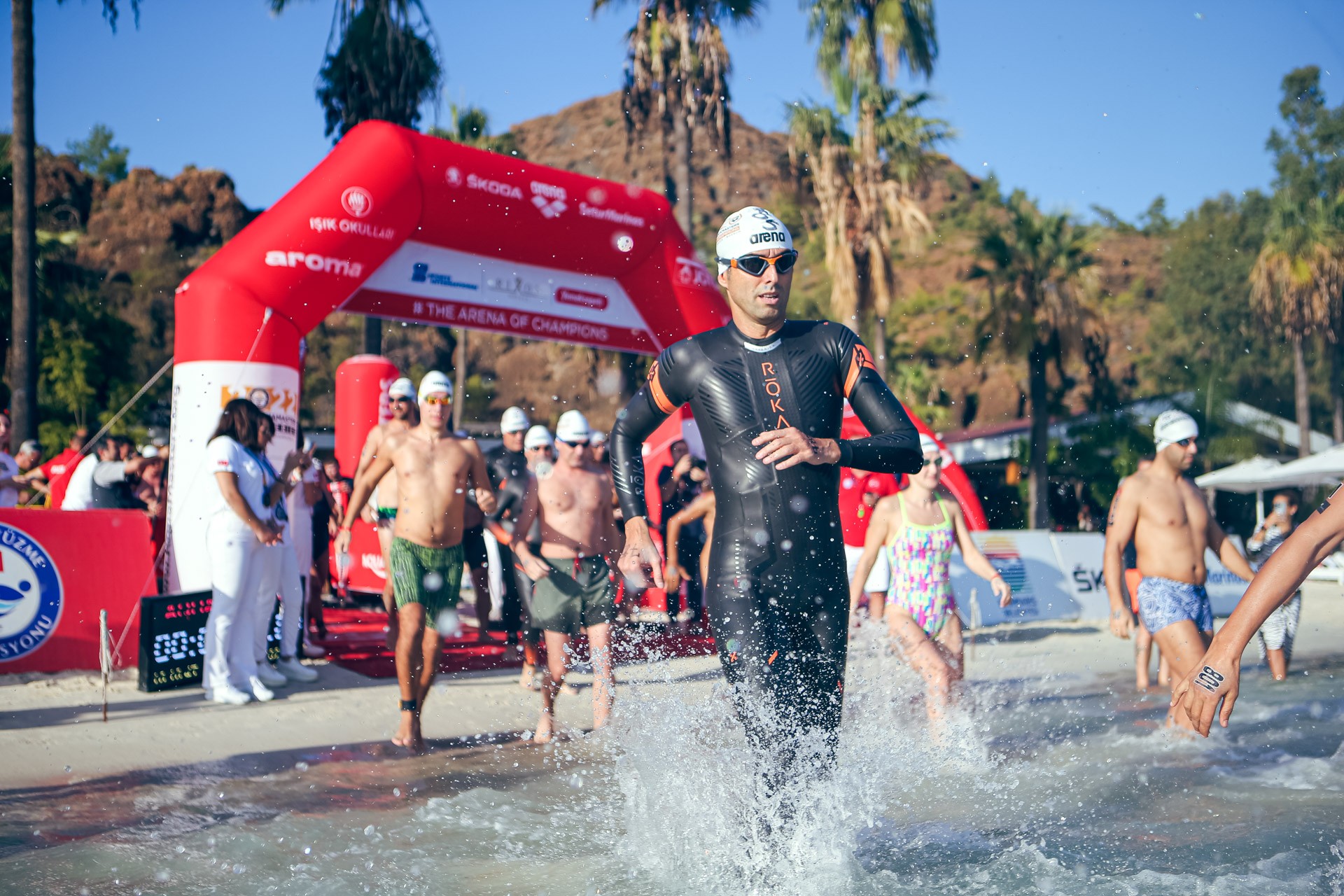 Aquamasters Yüzme şampiyonasının ilk günü tamamlandı