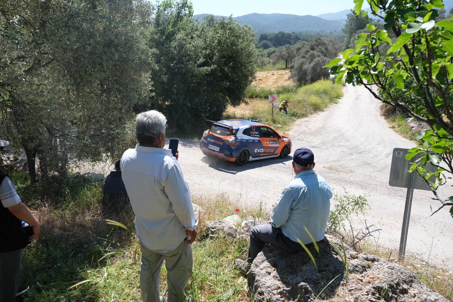 Rally Bodrum'da yarışlar nefes kesti