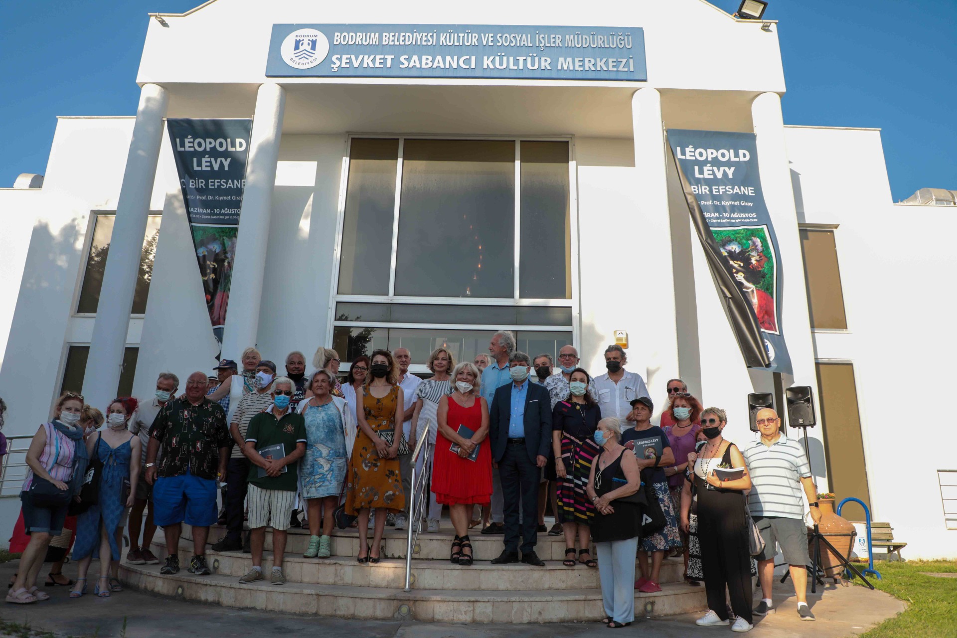 BODRUM’DA İKİ YENİ SERGİ SANATSEVERLERİN ZİYARETİNİ BEKLİYOR