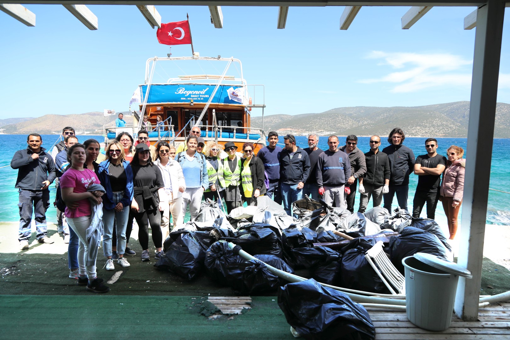 BODRUM’DA BAHAR TEMİZLİĞİ SÜRÜYOR