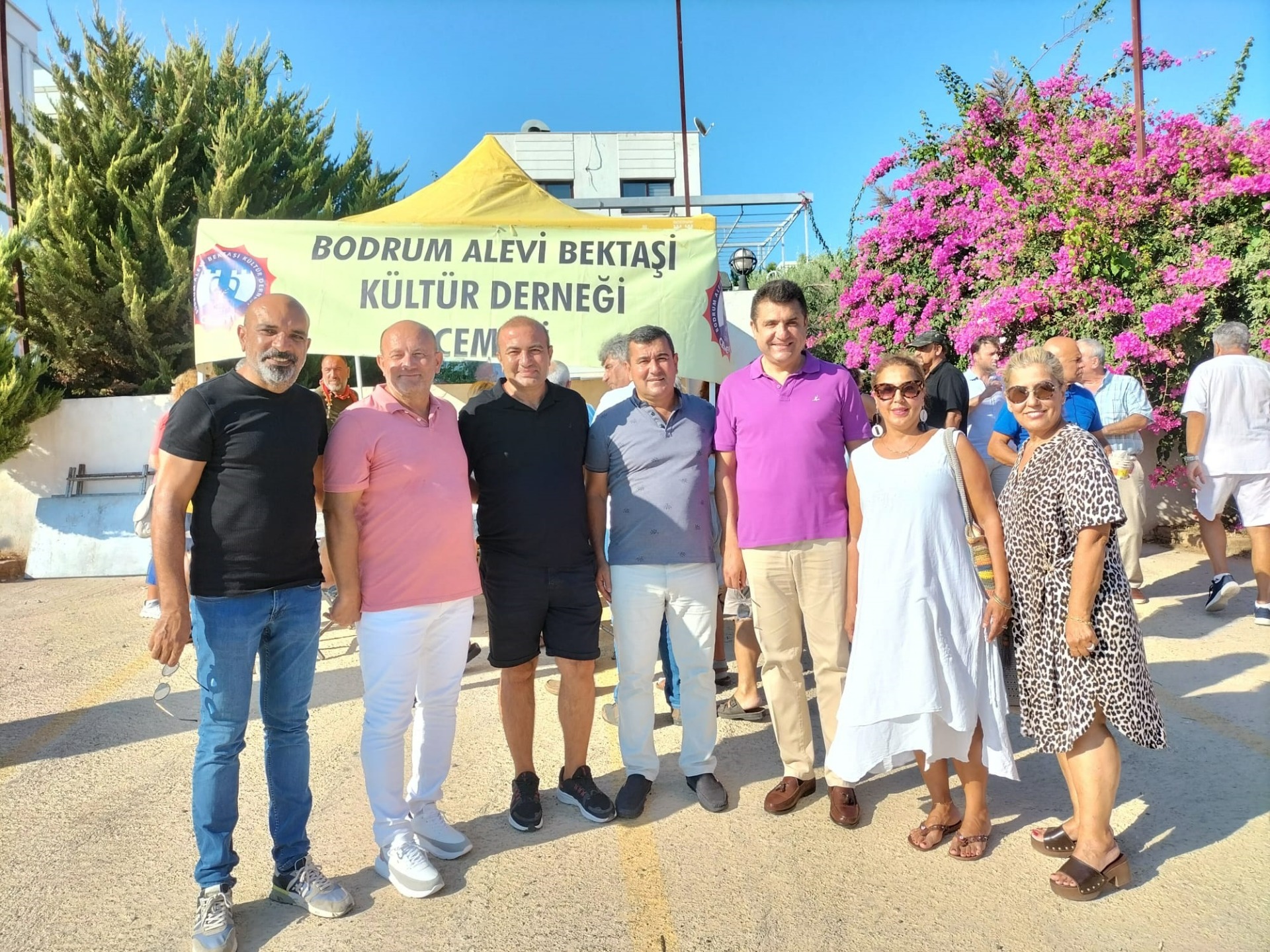 Bodrum'daki aşure etkinliğinde 2 bin kişi bir araya geldi