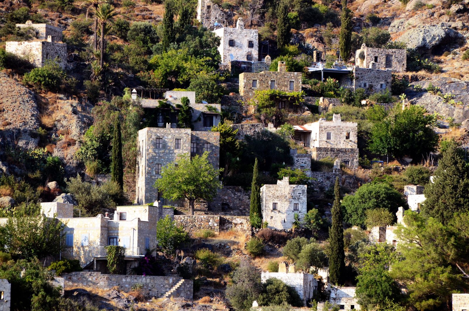Bodrum'da 800 yıllık 'Korsan Köy' dronla görüntülendi