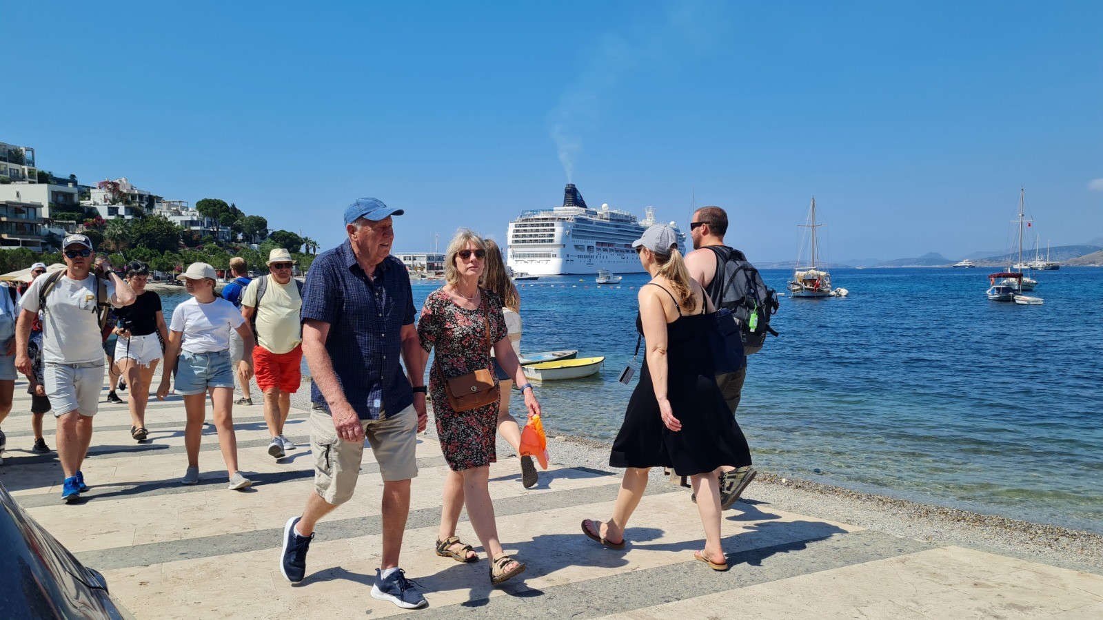 Bodrum’a gelen 3 bin 607 turist, turizmcinin yüzünü güldürdü