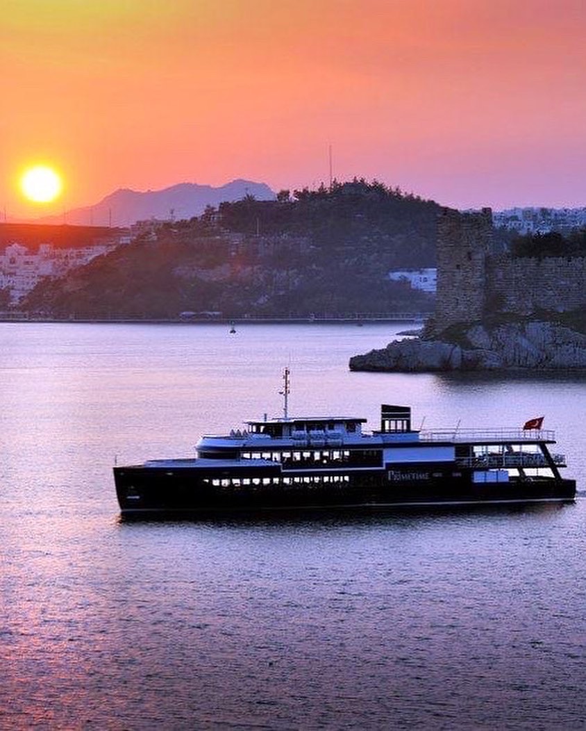 Bodrum’da ‘Deniz Üzerinde Yılbaşı Kutlaması’ Primetime gemisinde