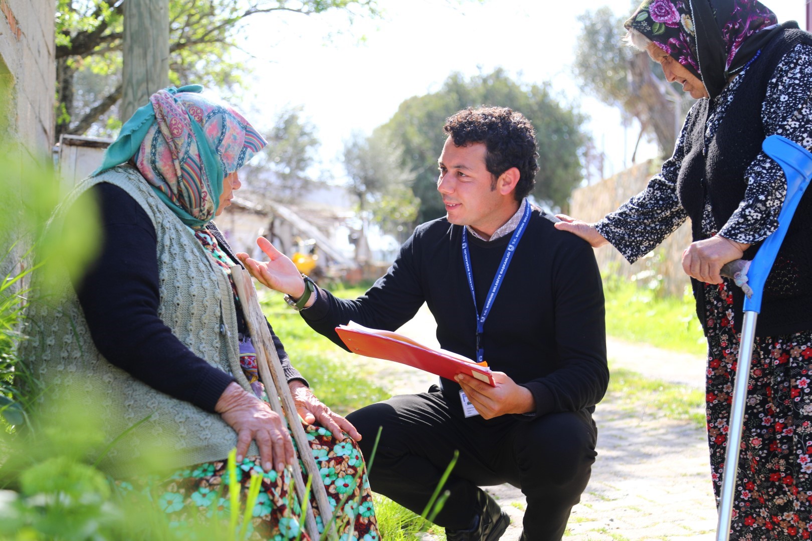 Bodrum Belediyesi yaşlıları unutmadı