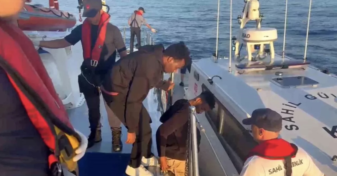 Bodrum'da 19 Düzensiz Göçmen Yakalandı