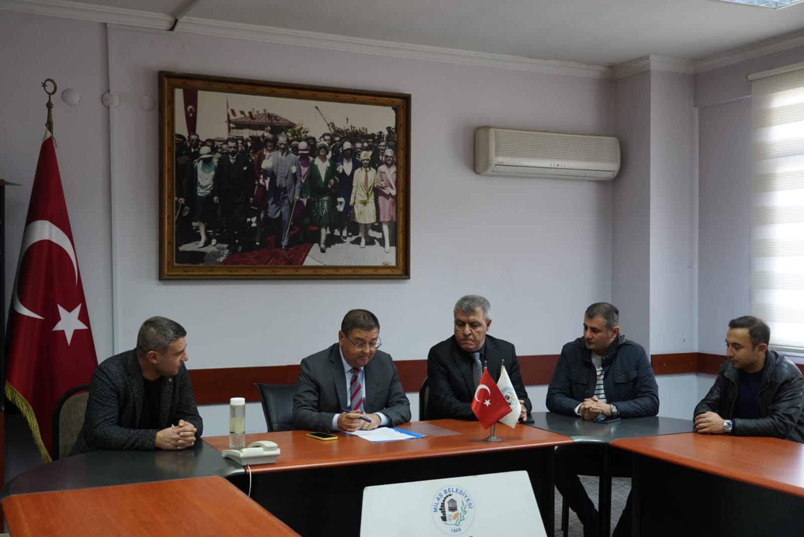 MİLAS’TA CEMEVİ YAPIM İŞİ SÖZLEŞMESİ İMZALANDI