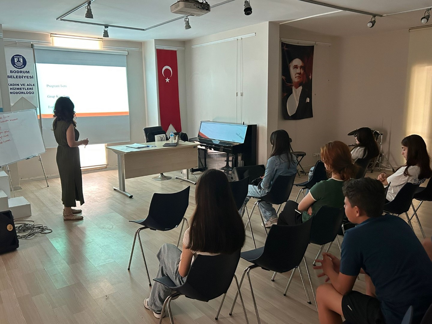 Belediyenin ‘Psikoeğitim Seminerleri’ liseler ile devam etti
