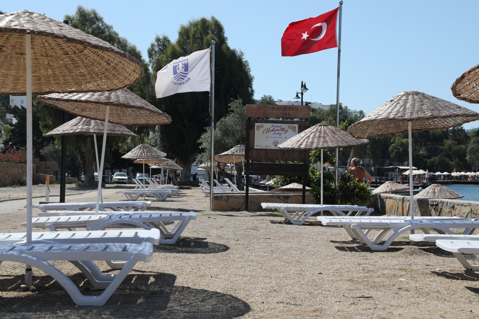 Bayram öncesi Bodrum Belediyesinden şezlong sürprizi