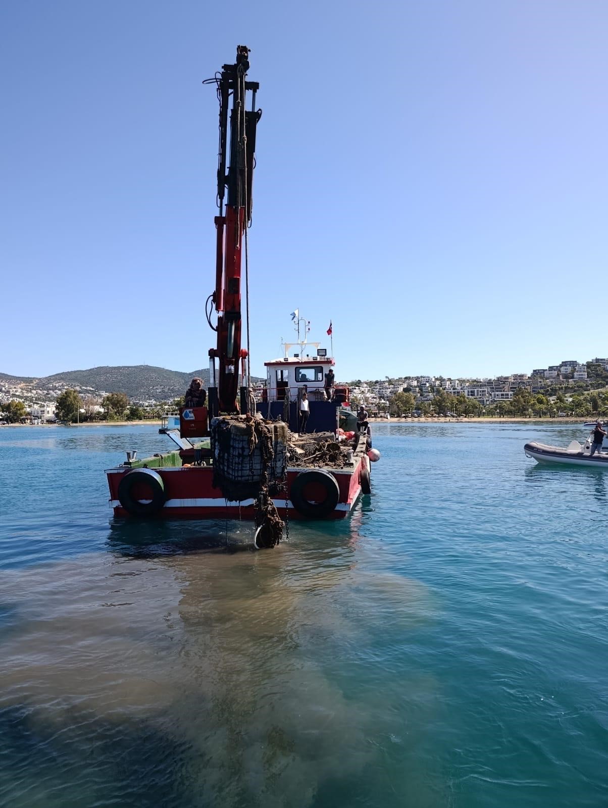 Bodrum’da tonoz temizliği sürüyor