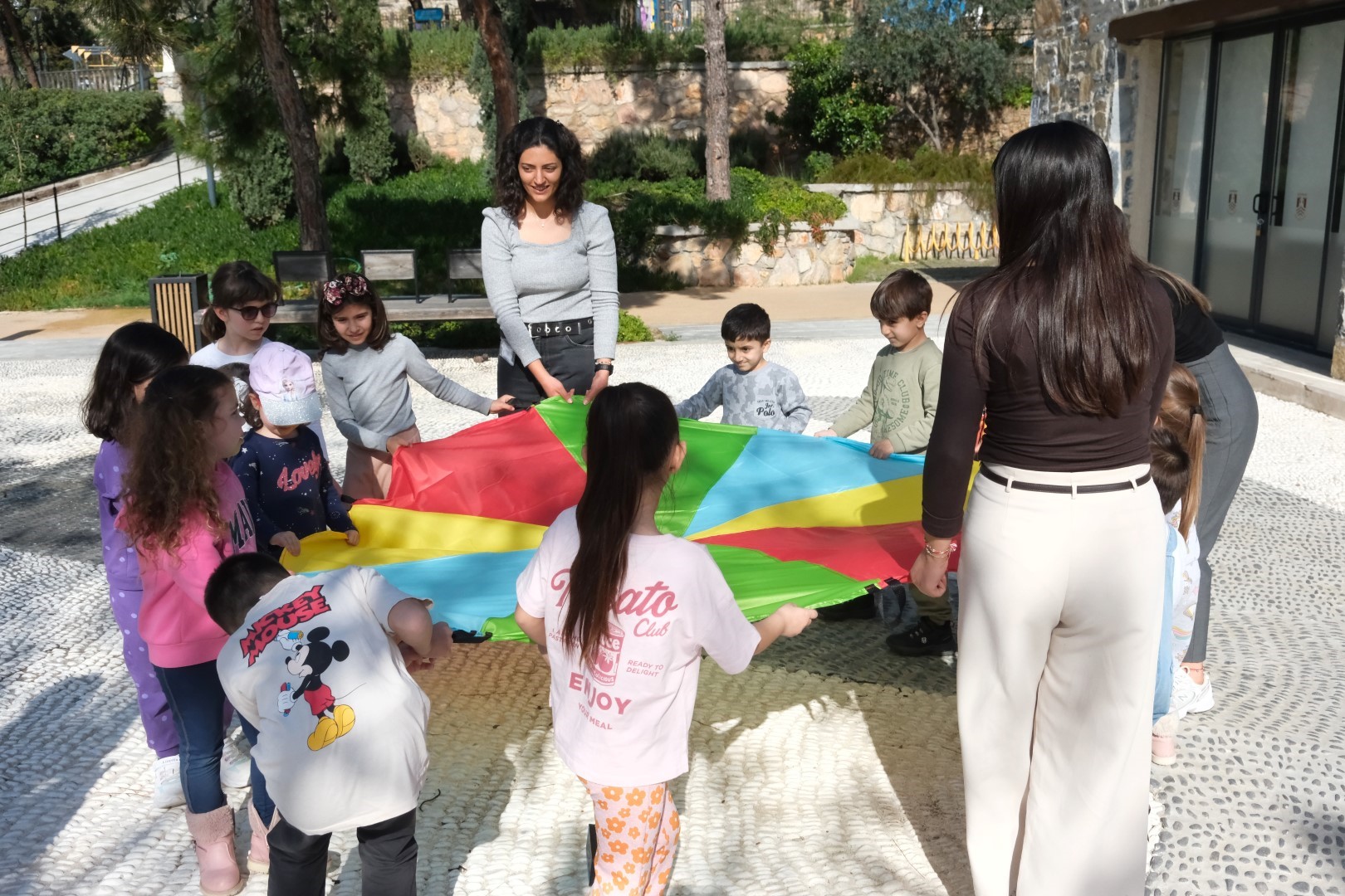 Belediyenin çocuk atölyelerinde eğlenceli etkinlikler