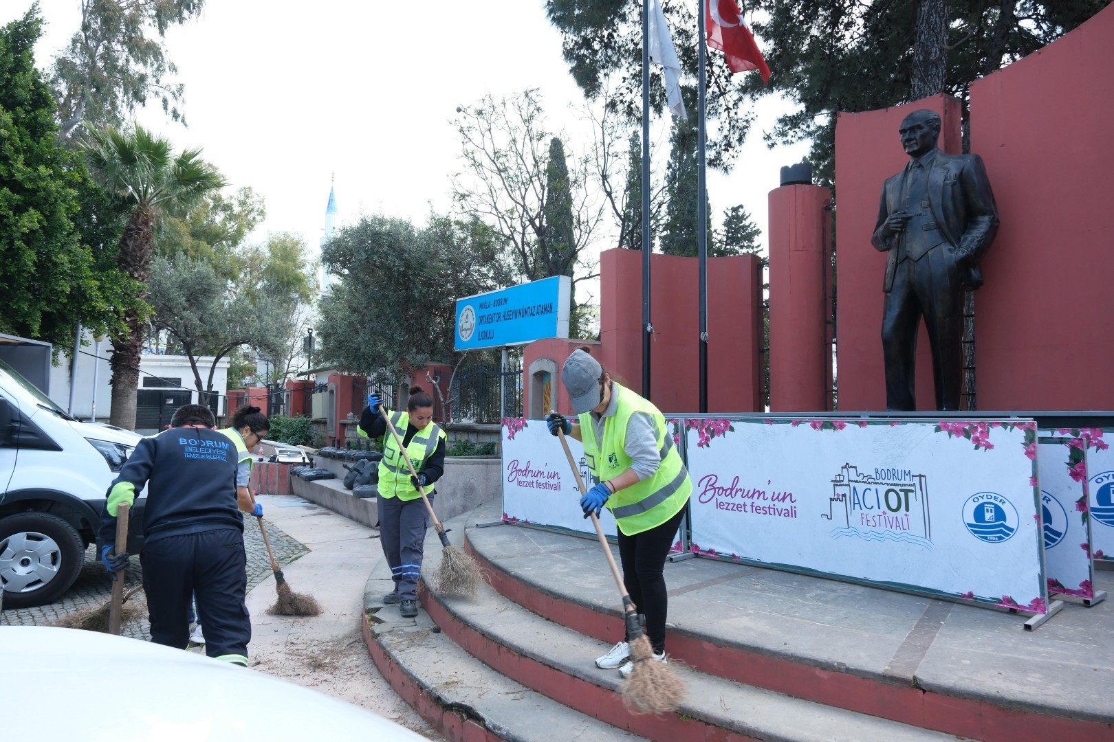 Bodrum'da yaz öncesi çevre temizliği