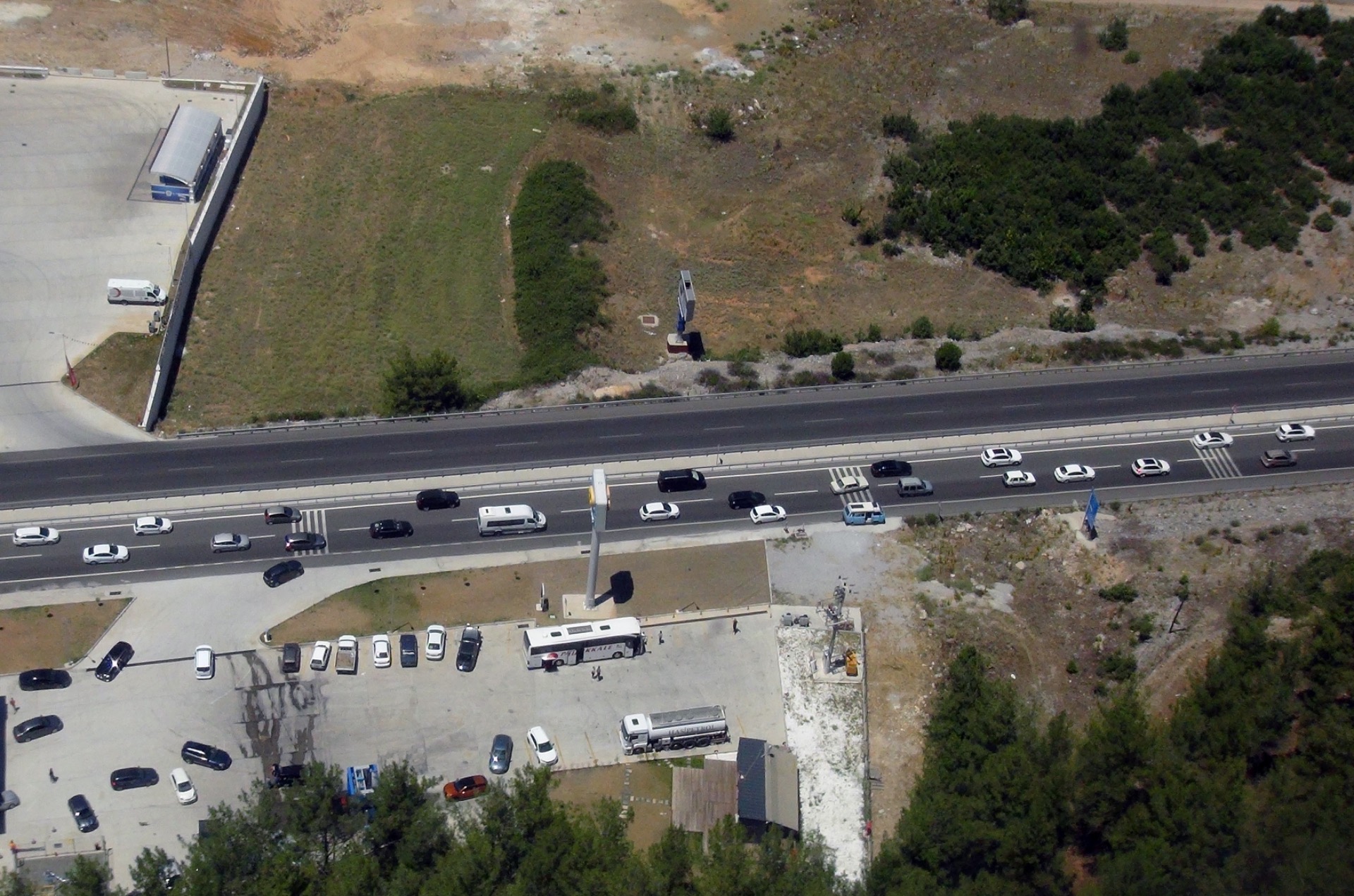 Emniyet’in ‘uçan göz’ünü kadın pilot uçurdu 