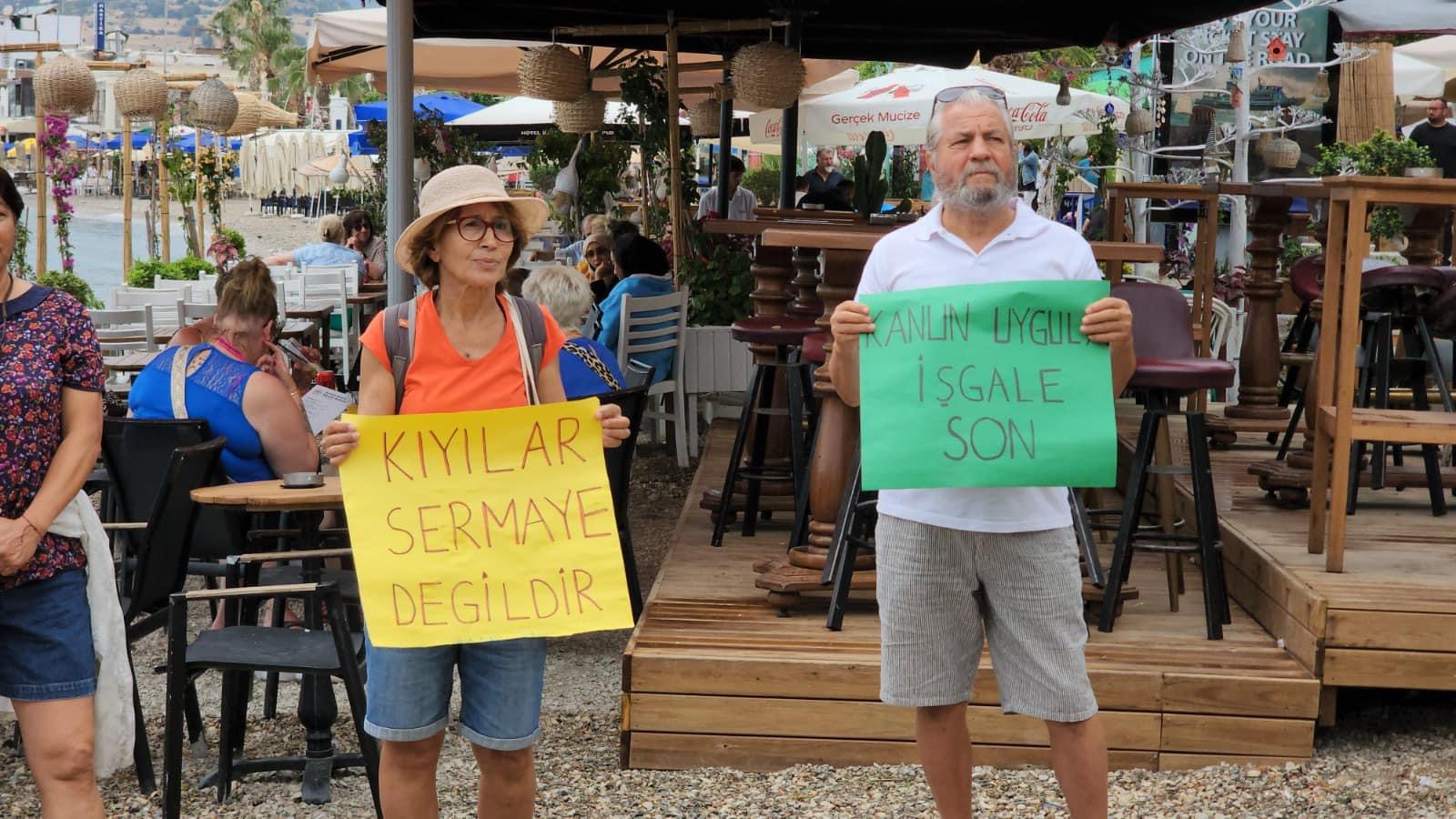 Bodrum’da kıyı işgali eyleminde sahilde yürüyecek yer bulamadılar