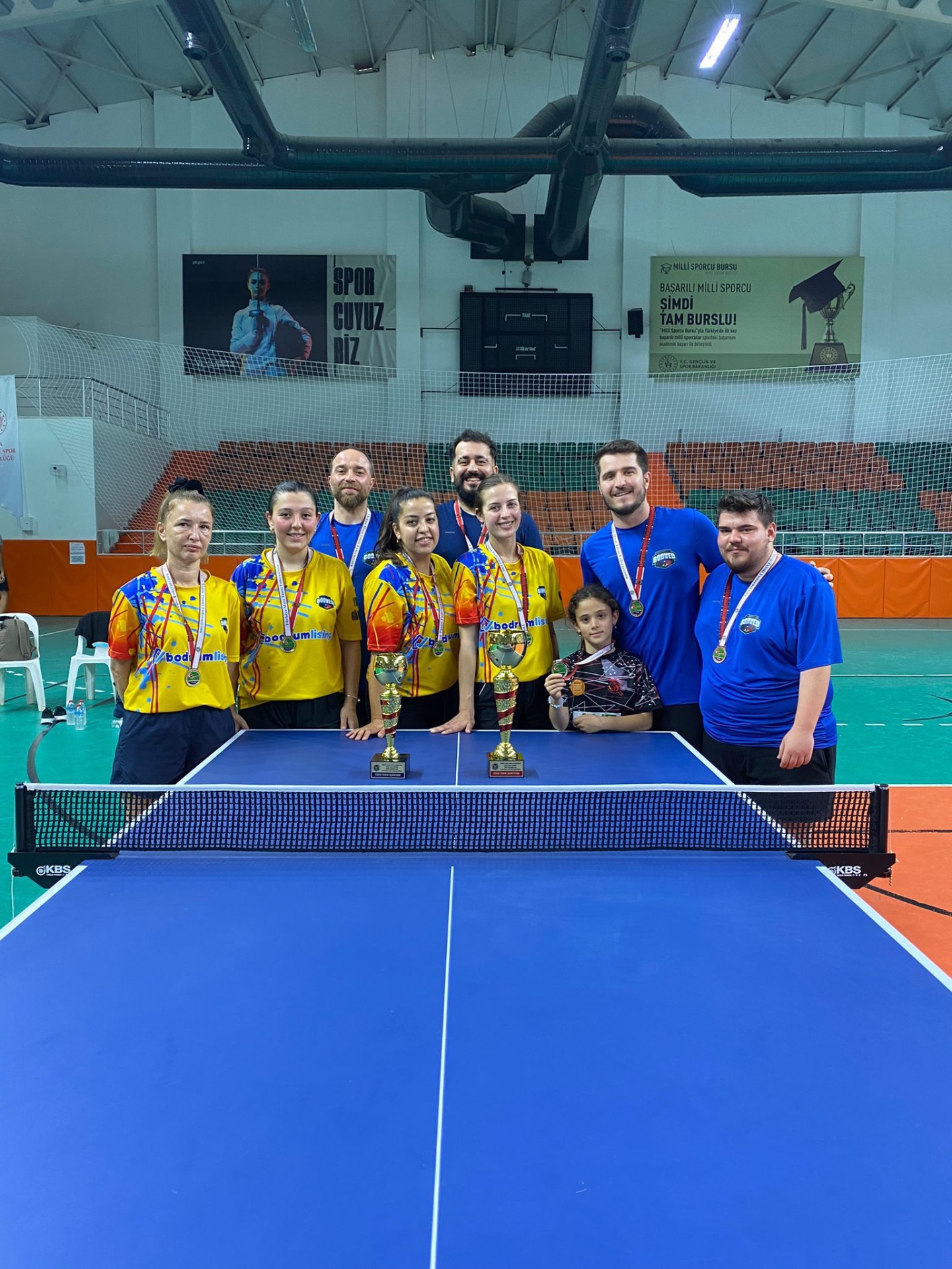 Bodrumlu Kadın Masa Tenisi Sporcuları şampiyon oldu