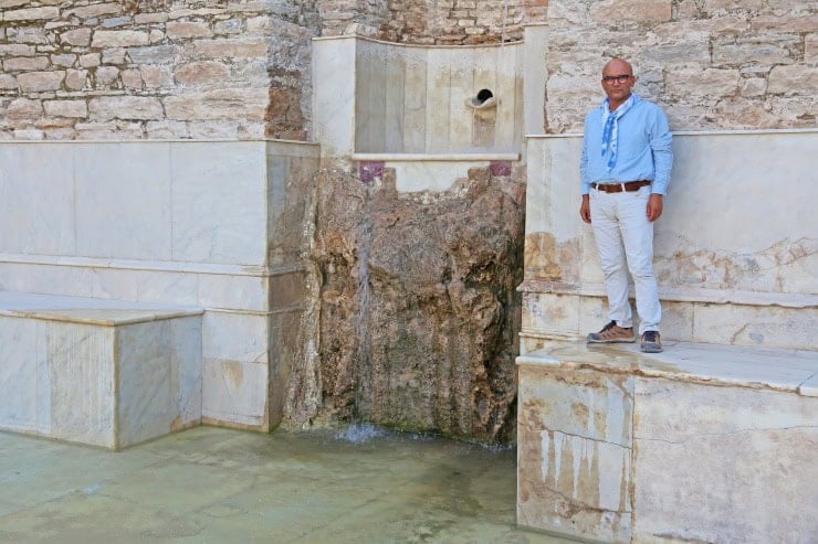 Stratonikeia Antik Kenti'ndeki Roma hamamında 1900 yıl sonra su akmaya başladı