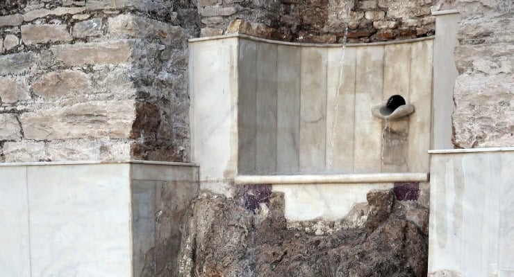 Stratonikeia Antik Kenti'ndeki Roma hamamında 1900 yıl sonra su akmaya başladı