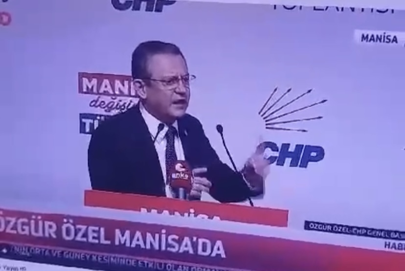 ÖZGÜR ÖZEL, ADAYIN İSMİNİ BİLE YANLIŞ BİLİYOR