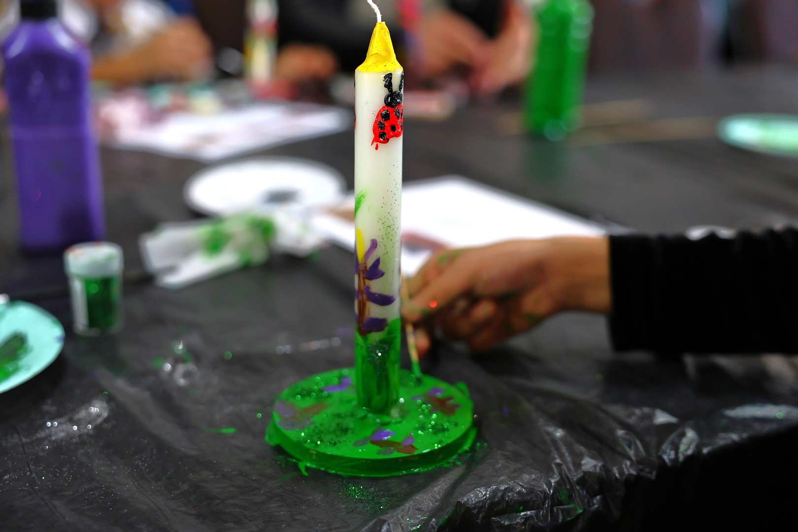 Üç Kuşak Mum Boyama Atölyesinde Buluştu