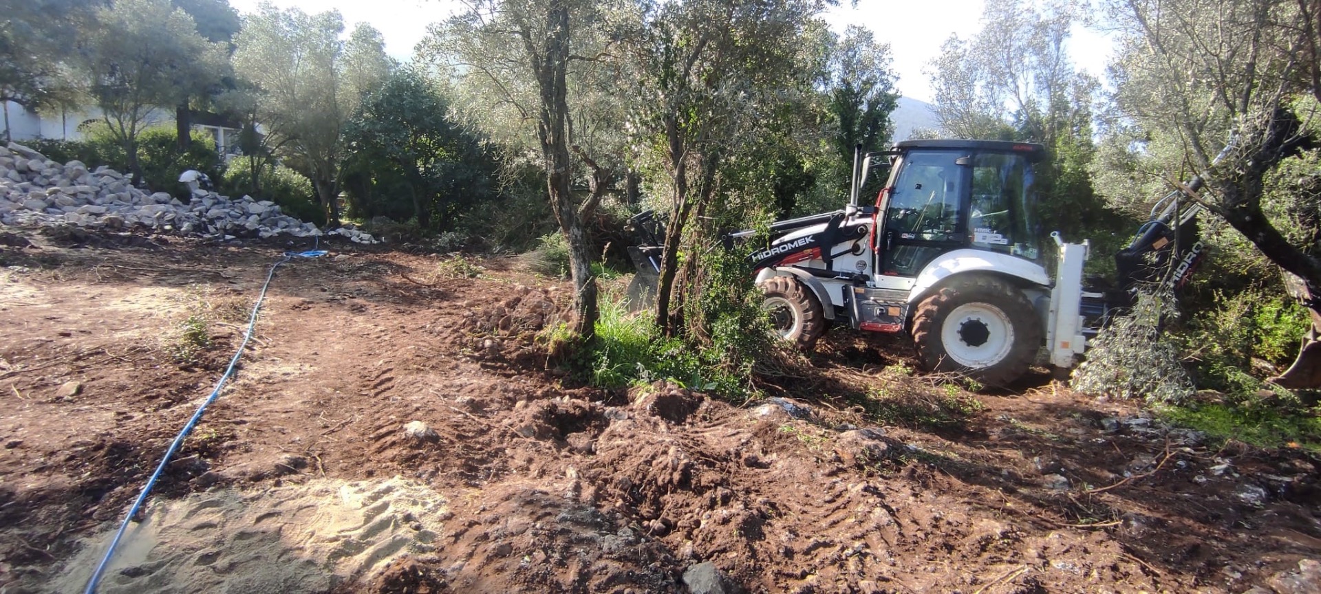 Bodrum'da kesin korunacak hassas alanı kaçak yapılarla doldurdular