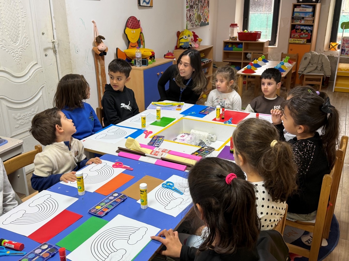 Gökkuşağı Sanat Atölyesi Çocuklardan Yoğun İlgi Gördü