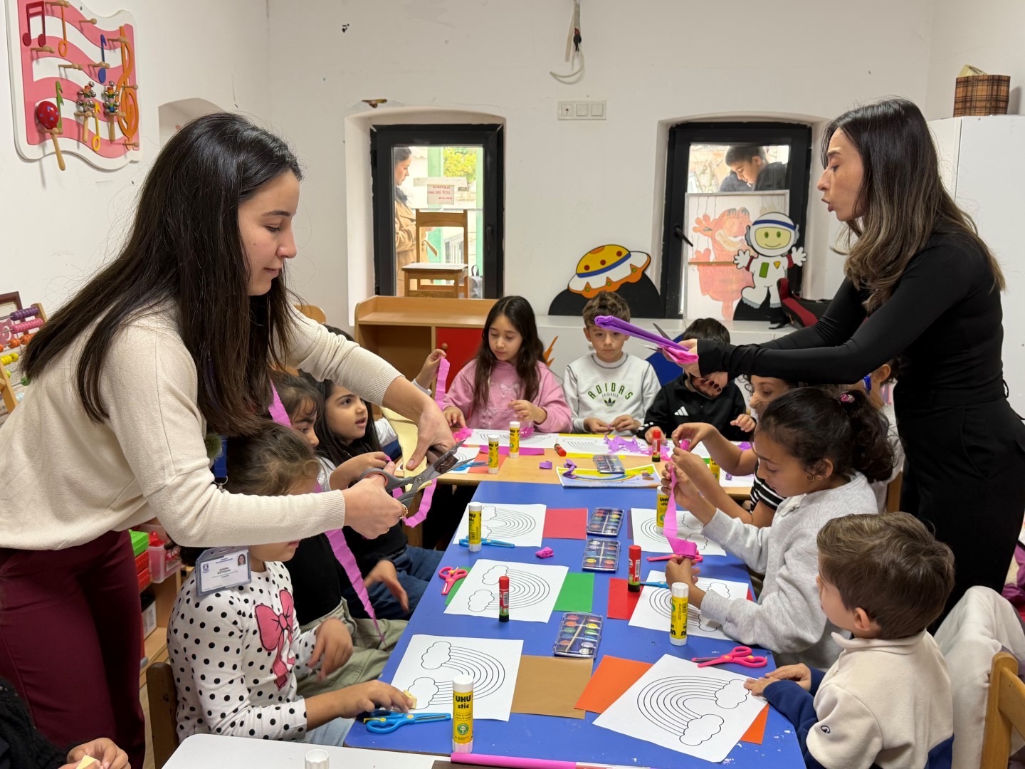 Gökkuşağı Sanat Atölyesi Çocuklardan Yoğun İlgi Gördü