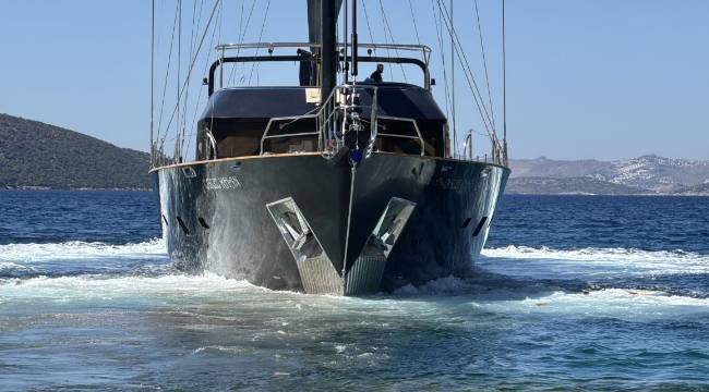 Bodrum’da 7 Yılda Tamamlandı: 50,5 Metrelik Yelkenli Denizle Buluştu