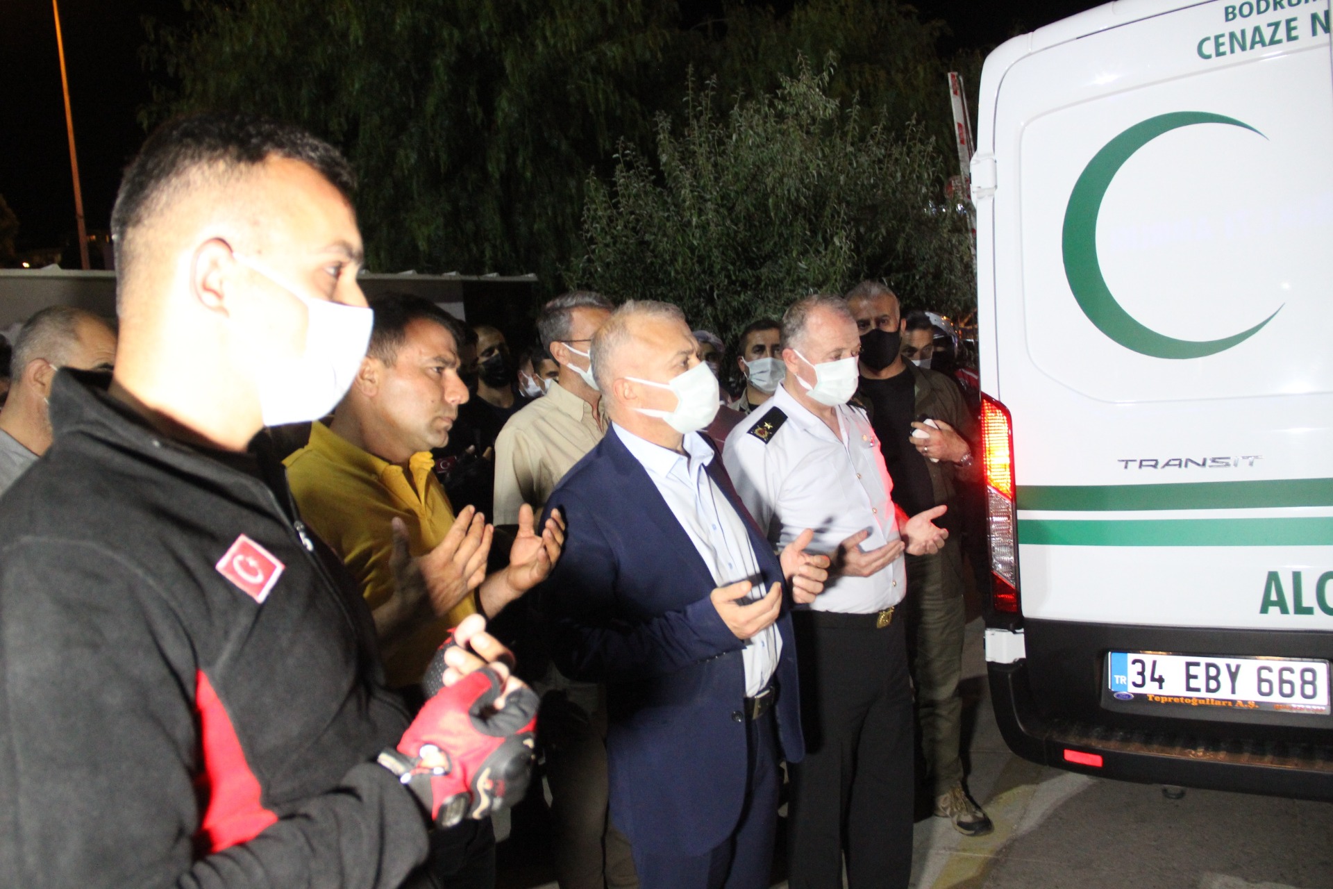 ŞEHİT POLİS DUALARLA MEMLEKETİNE UĞURLANDI