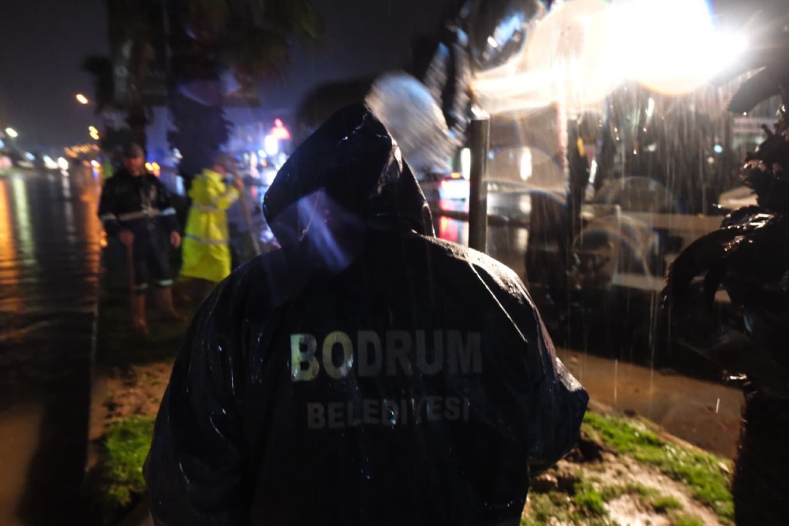 Bodrum'da şiddetli yağıştan 109 ev ve iş yeri ile 4 araç etkilendi