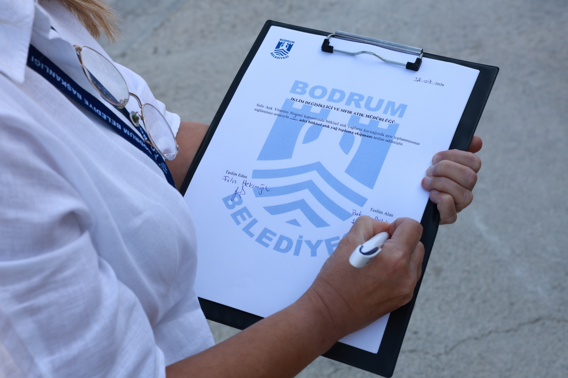 Bodrum Belediyesi, Bitkisel Atık Yağ Toplama Bidonlarını Hizmet Noktalarına Yerleştirdi